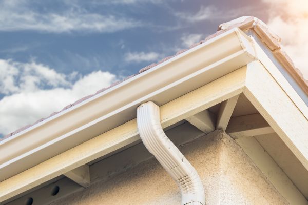 Seamless Gutter Replacement in Myrtle Beach